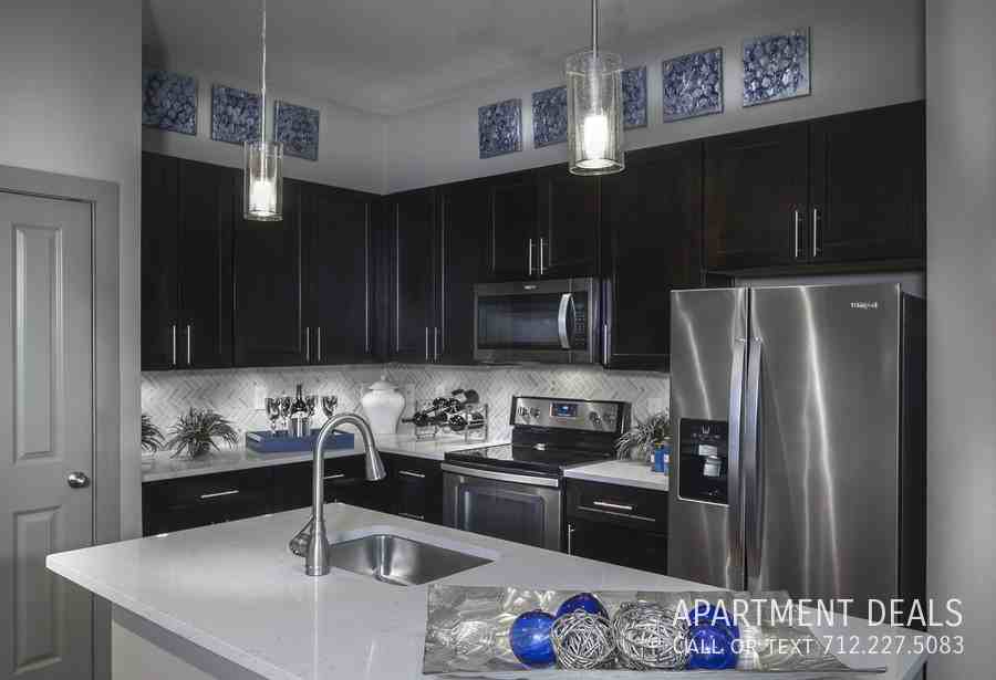 881 N Eldridge Pkwy #2305 - Photo 6 of 36