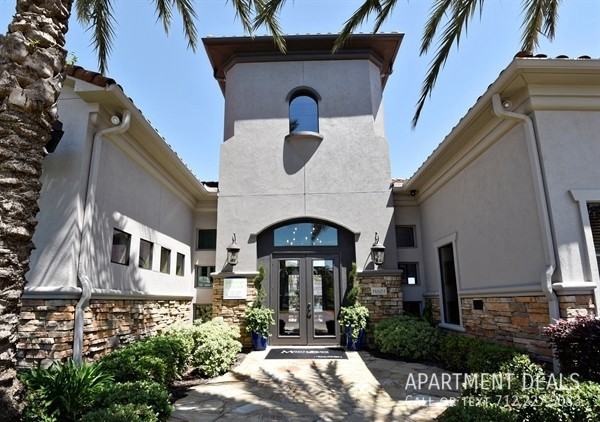 11887 Gulf Pointe Dr #2342 - Photo 2 of 24