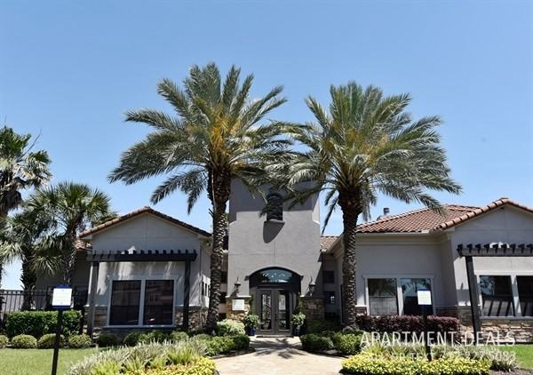 11887 Gulf Pointe Dr #2342 - Photo 6 of 24