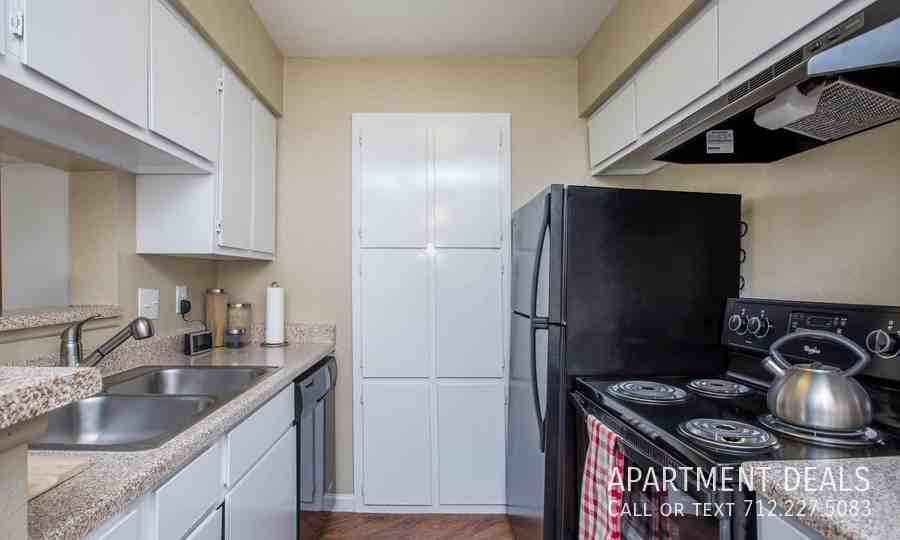 Sparrows Point Dr #2351 - Photo 5 of 37