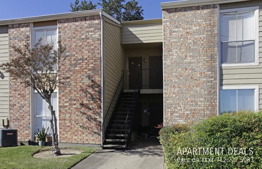 11656 W Bellfort Ave #2435 - Photo 3 of 18