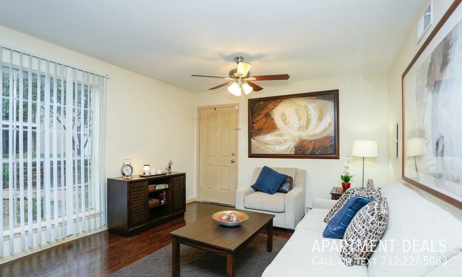 1226 Posey St #2918 - Photo 5 of 21