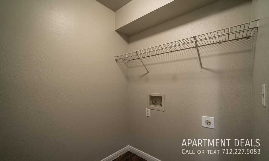 Normandy St #2980 - Photo 5 of 33