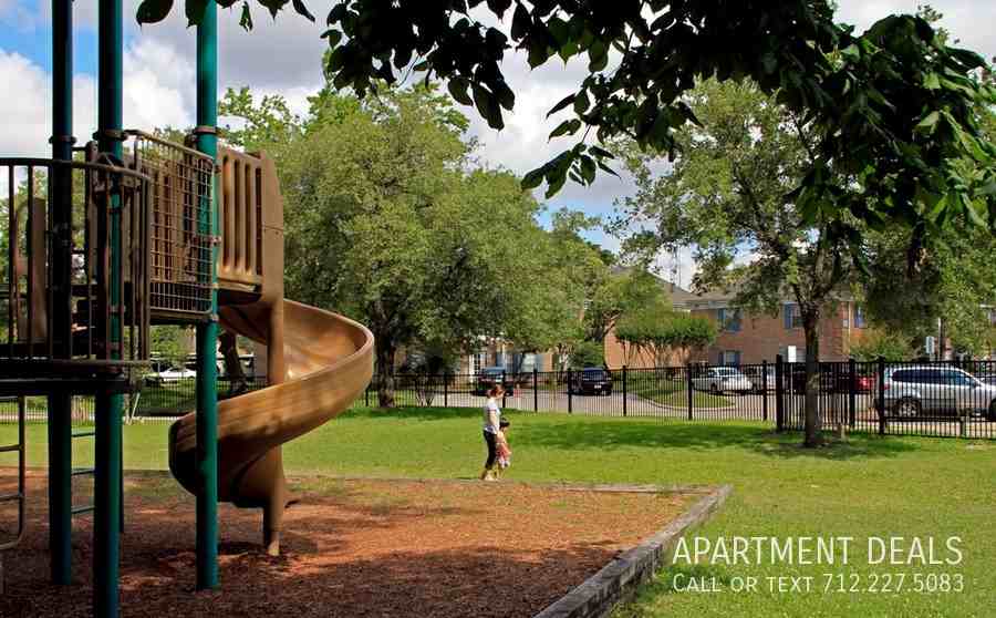 Gaylord Dr #3055 - Photo 7 of 23