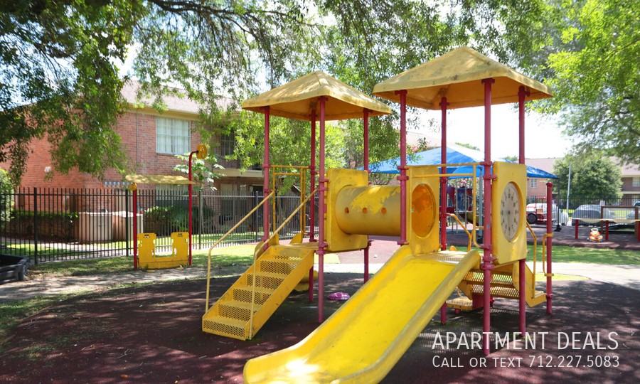 Alvarado Dr #3117 - Photo 6 of 17