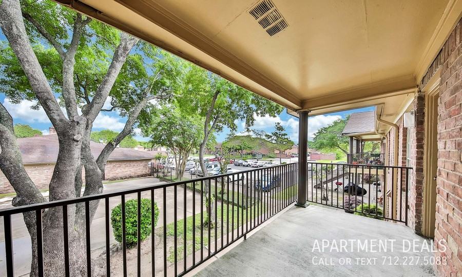 Alvarado Dr #3119 - Photo 7 of 17