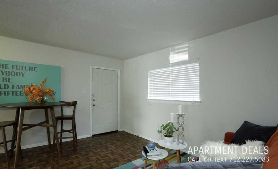 916 Redwood St #3171 - Photo 6 of 13