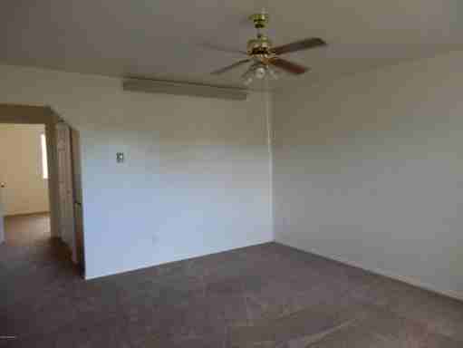 7776 Spouse Dr - Photo 2 of 4