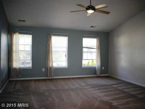 2807 Myrtlewood Dr - Photo 2 of 16