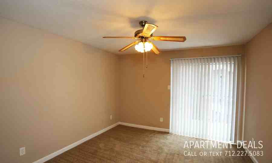 Creekbend Dr #3390 - Photo 4 of 23