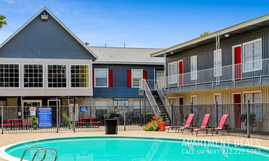 6 Pitner Rd @ Roma St #3435 - Photo 3 of 47