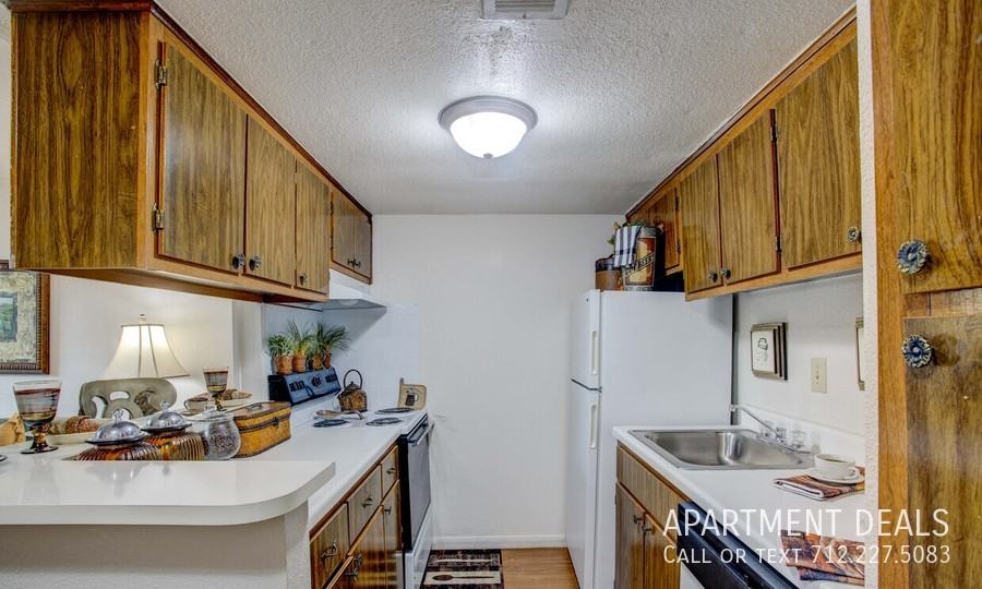 6106 Renwick Dr #3453