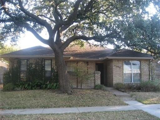 432 River Oaks Ln - Photo 2 of 23