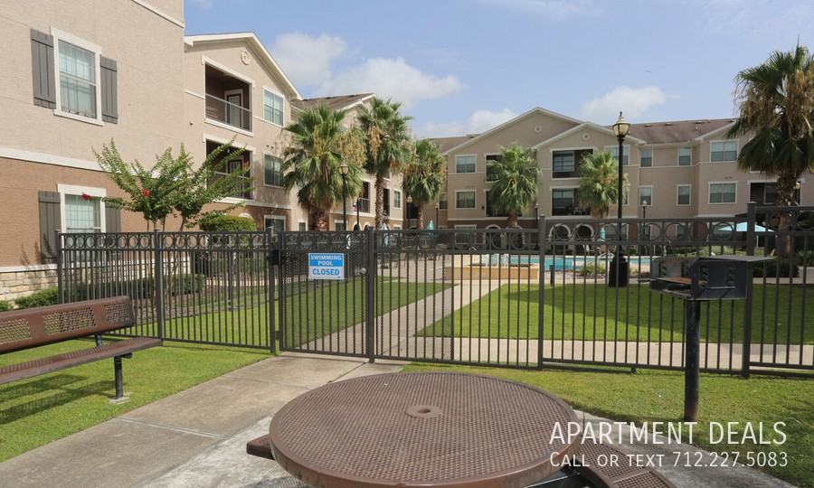 Old Bammel N Houston Rd #3530 - Photo 2 of 50