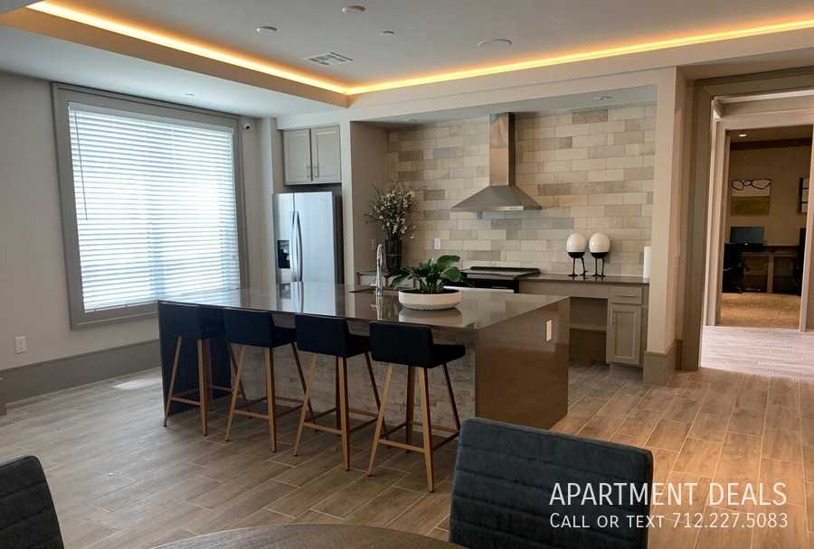 8512 Hempstead Rd #4322 - Photo 5 of 14