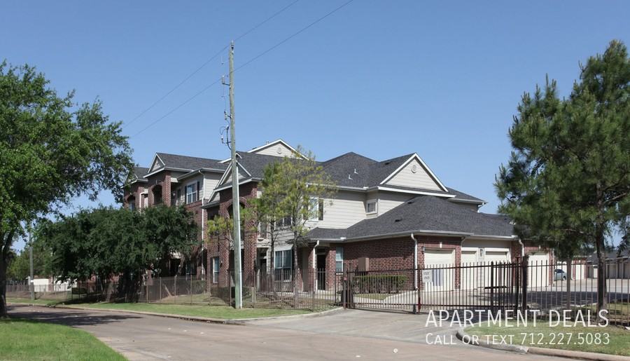 11826 West Rd #4401 - Photo 5 of 13