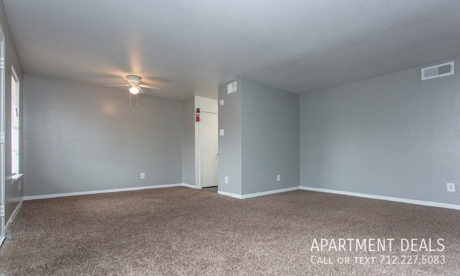 De Moss Dr #4416 - Photo 5 of 50