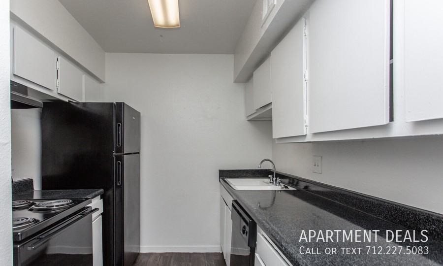 De Moss Dr #4417 - Photo 3 of 50