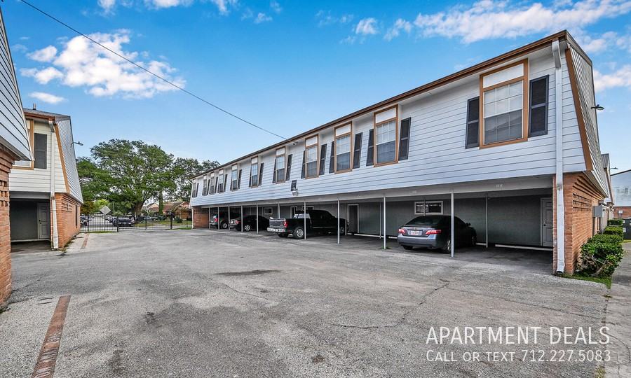 Plainview St #4432 - Photo 3 of 12