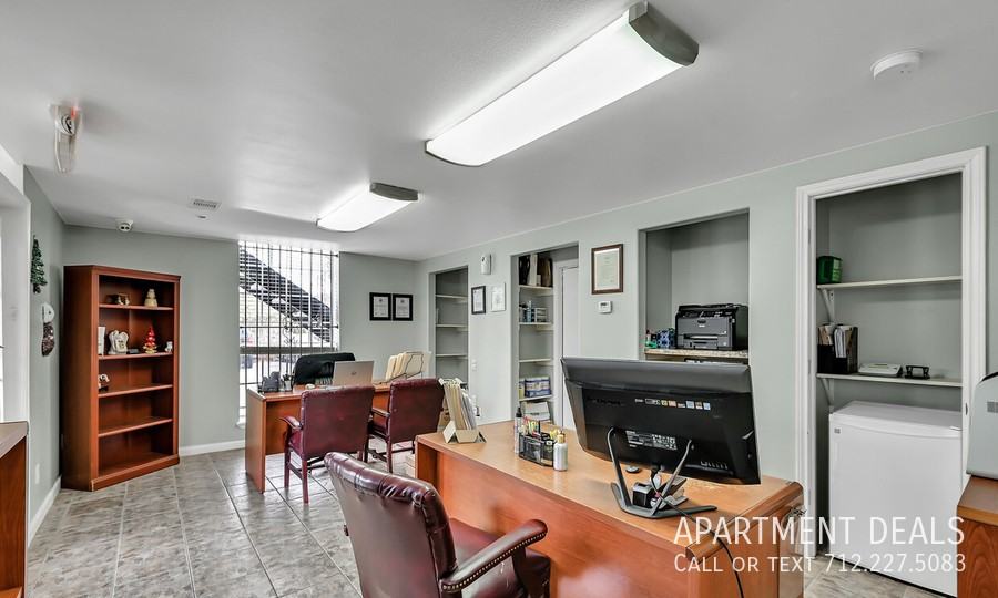 Plainview St #4433 - Photo 7 of 12