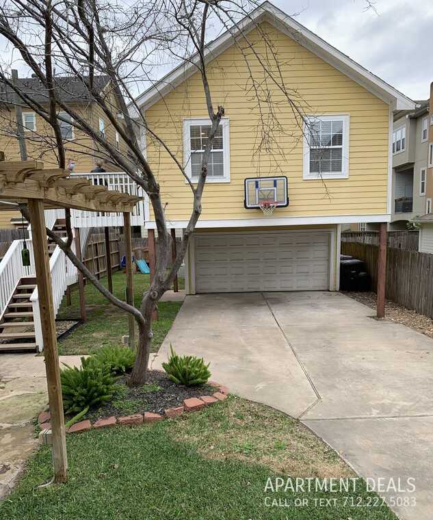 921 W 25th St #4594 - Photo 2 of 10