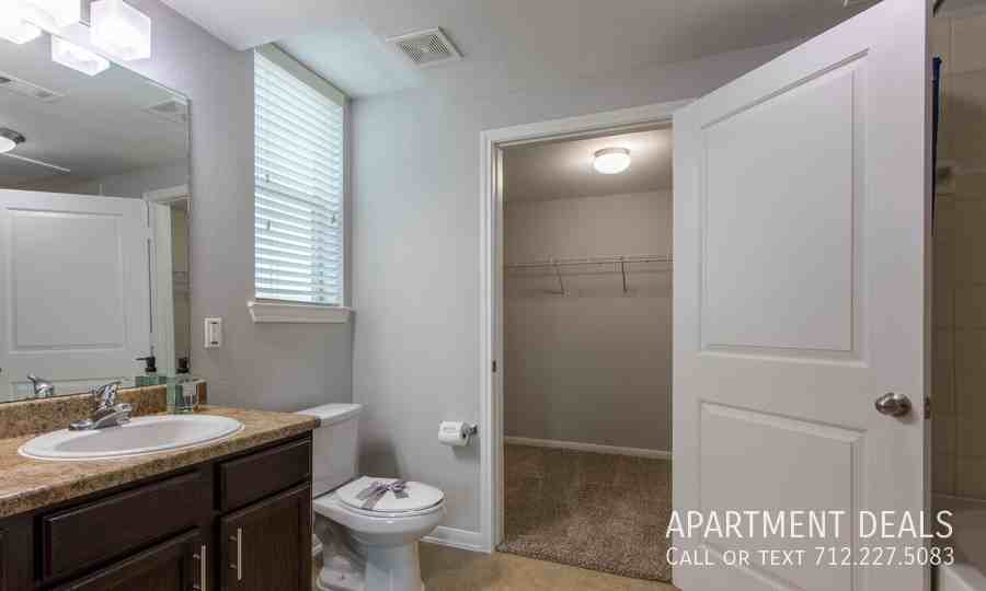 11532 Moonlight Ridge Dr #552 - Photo 3 of 44