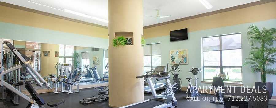 8336 N Sam Houston Pkwy E Aparrmt 9101 #1323 - Photo 6 of 9