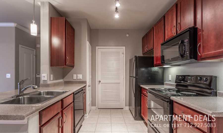 9656 N Sam Houston Pkwy E #1329 - Photo 7 of 36