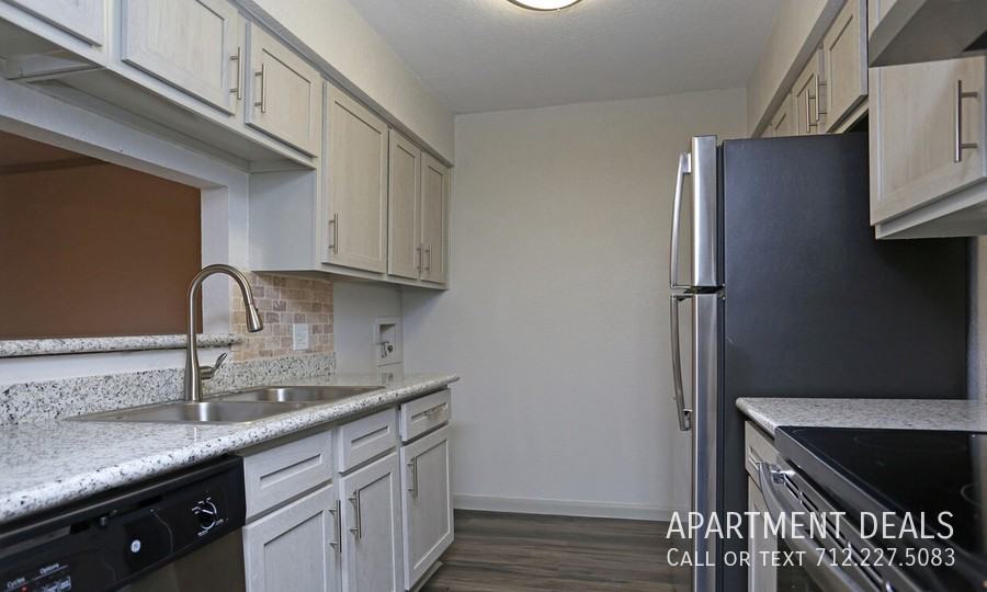 2927 Sycamore Springs Dr #2481 - Photo 3 of 50