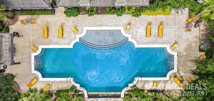 19806 Kenswick Dr #2496 - Photo 3 of 24