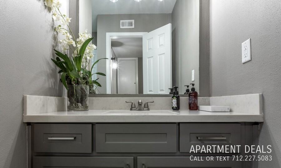 2109 Lake Village Dr #3655 - Photo 2 of 29