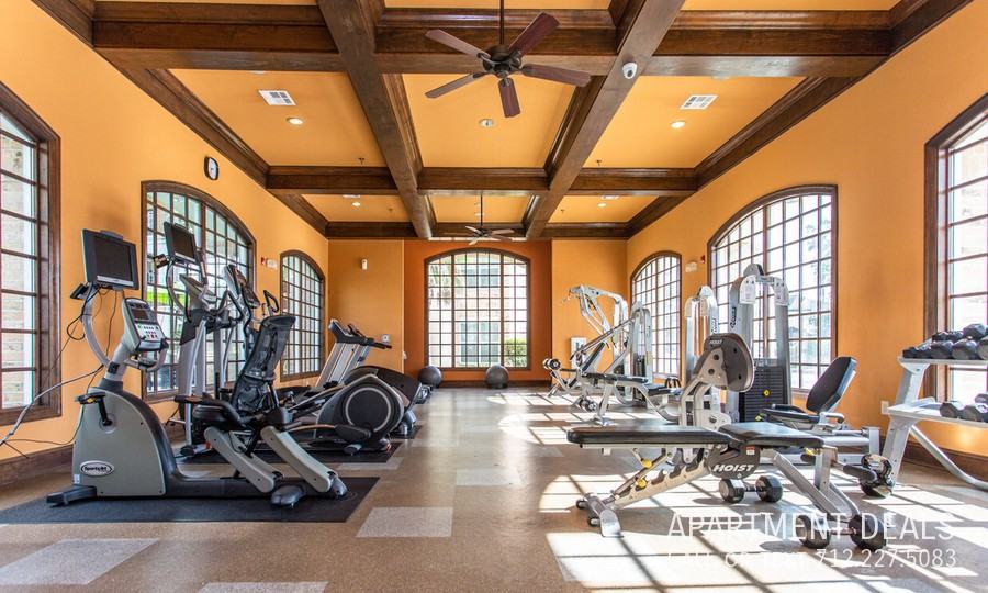 Woodland Hills Dr #3668 - Photo 3 of 34