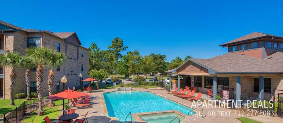 19786 Atascocita Shores Dr #3700 - Photo 4 of 40