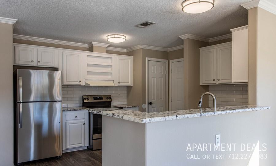 108 Varsity Dr #3636 - Photo 6 of 14