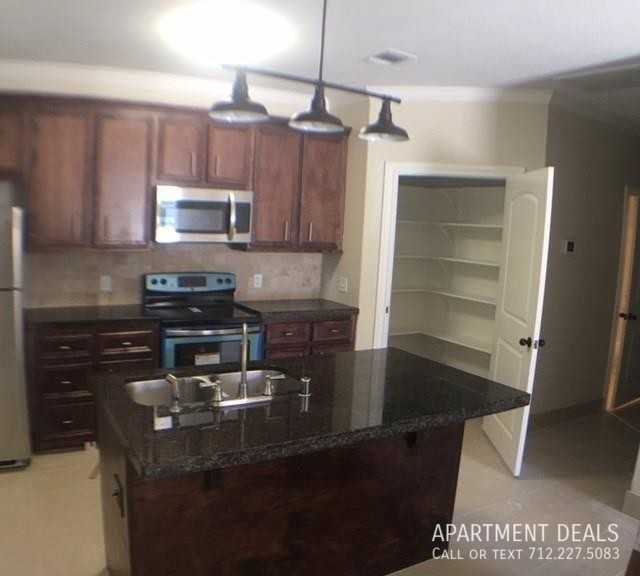 3620 Boettcher Dr #3669