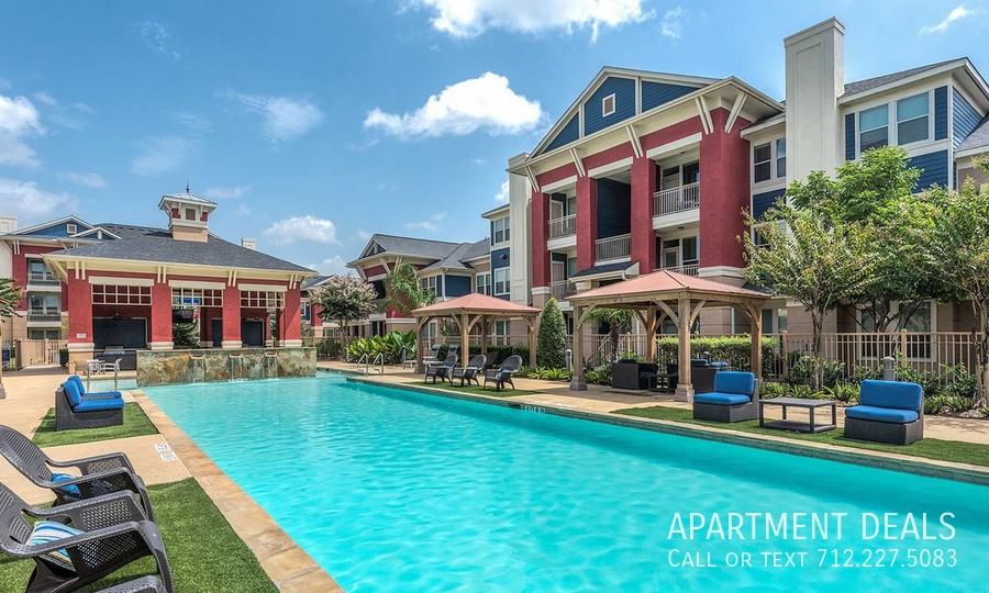 24764 Grand Harbor Dr #1518 - Photo 4 of 16