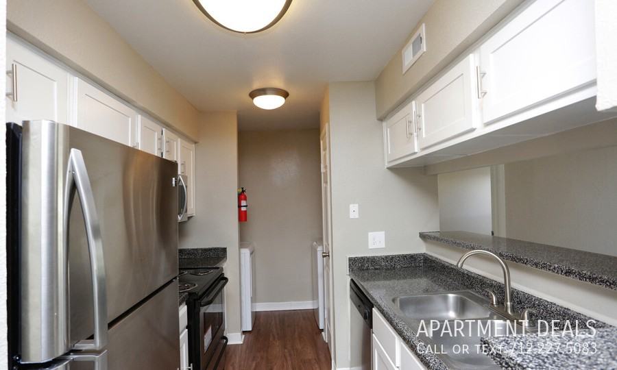 1117 W Main St #1657