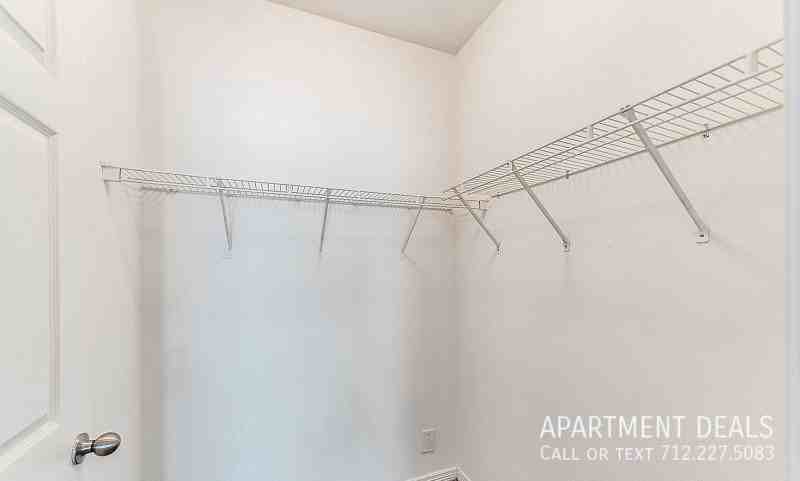 Courageous Dr #1672 - Photo 3 of 15