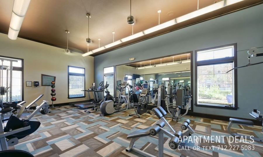 18 W Walker St #2785 - Photo 5 of 43