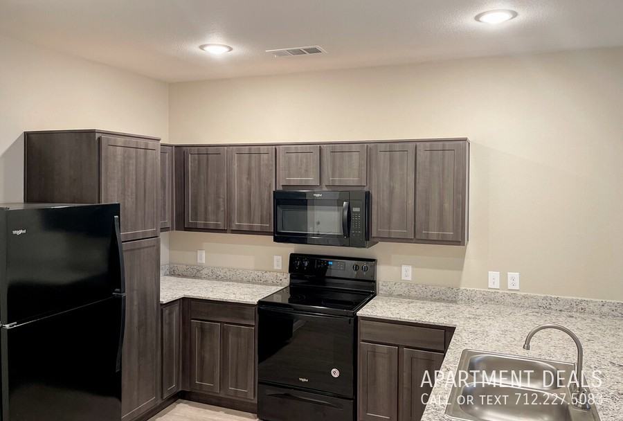 1310 Turtle Creek Dr #4492 - Photo 4 of 17