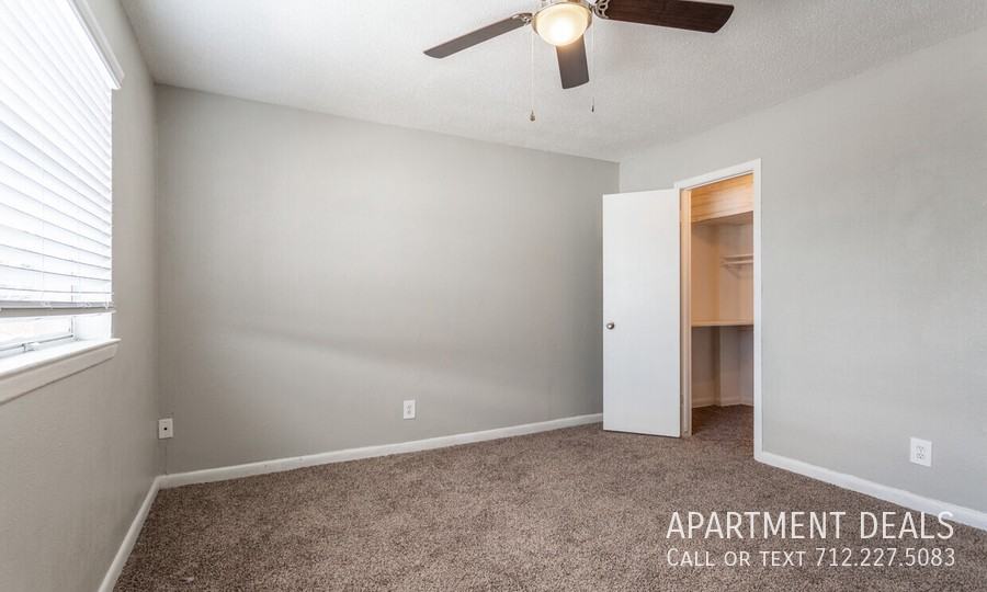 3207 Red Bluff Rd #3886