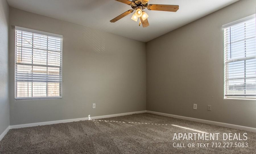 4106 Vista Rd #3902 - Photo 2 of 31