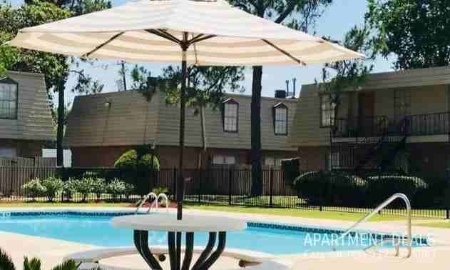 Knox St #3903 - Photo 3 of 22