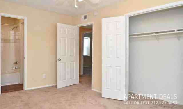 Harris Ave #4525 - Photo 3 of 21