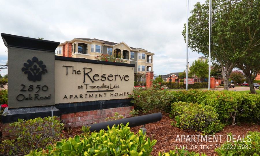 2856 Oak Rd #1695 - Photo 6 of 50