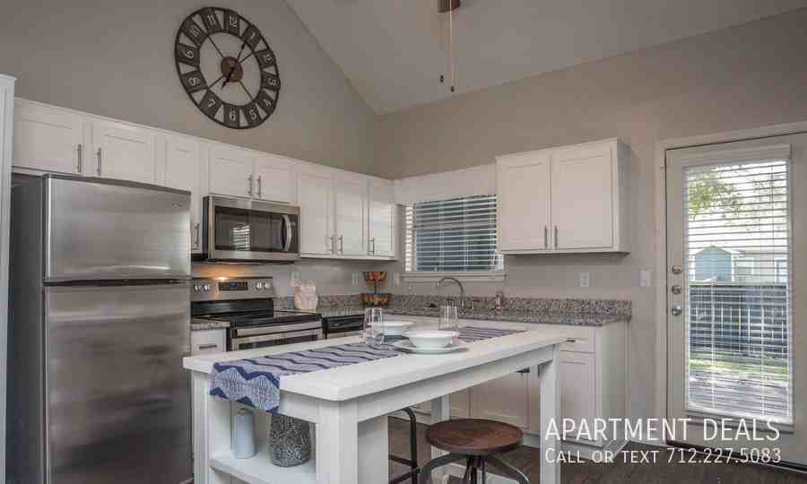 Westminister Dr #4100 - Photo 7 of 50