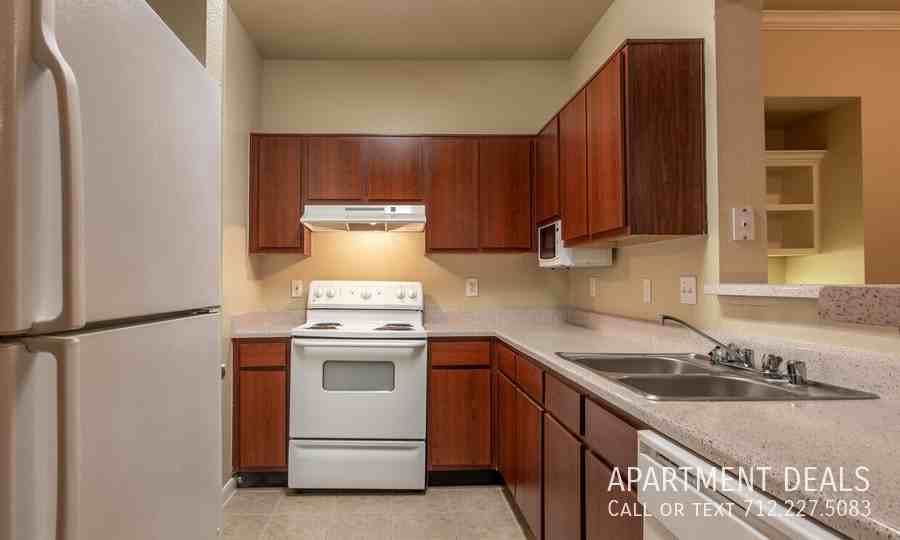 2926 Oak Rd #4125 - Photo 5 of 50