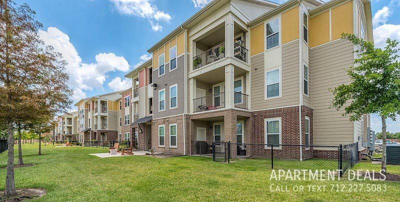 19227 Beechnut St #1354 - Photo 4 of 10