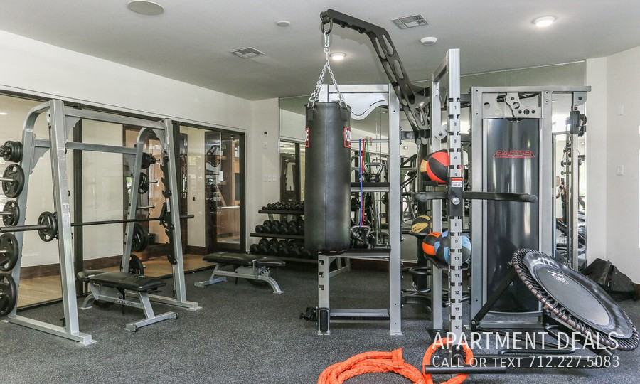 19008 Mission Park Dr #1398 - Photo 5 of 36