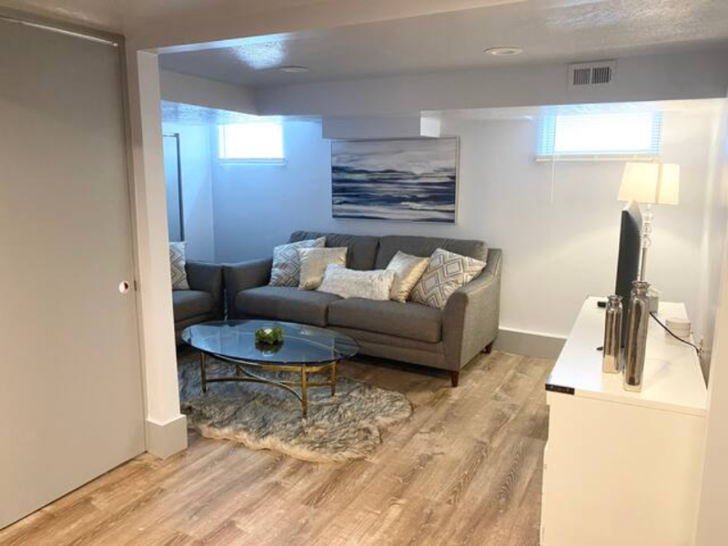 802 E St - Photo 4 of 22